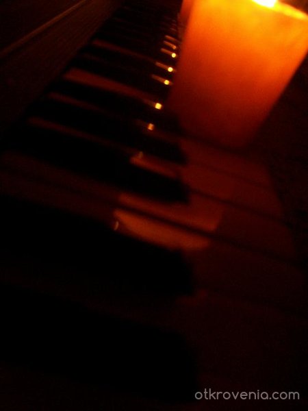 piano night