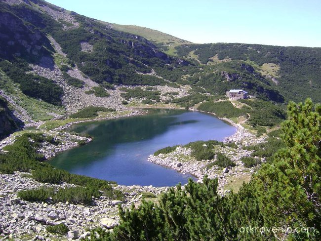 Високопланинско езеро