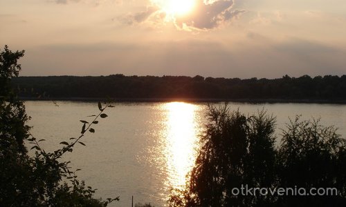Любовен залез над Дунав