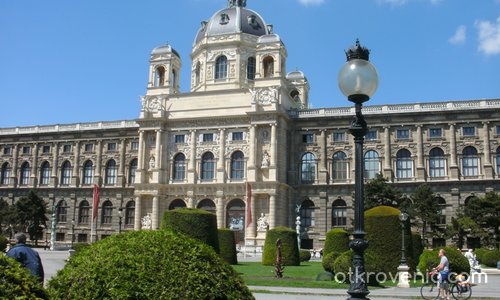 Природонаучният музей във Виена