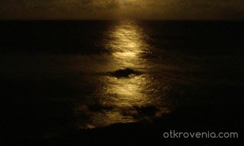 Лунната пътека в морето!