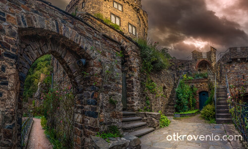 Soonek Castle - поглед отвътре