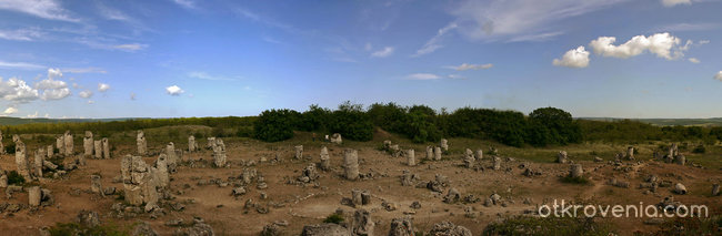 панорама на Побитите камъни