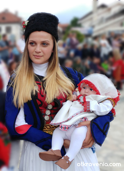 Българската Мадона с младенеца