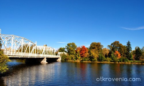 Есенни мостове 2
