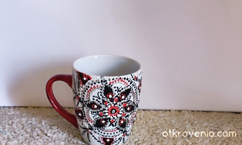 Ръчно рисувана чаша