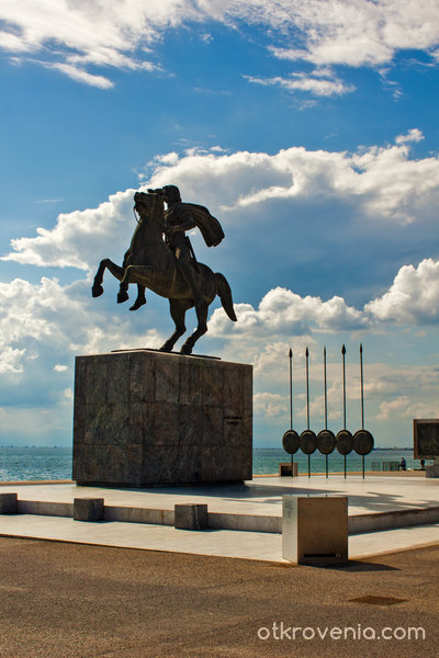 Солун, паметникът на Алексанър Македонски
