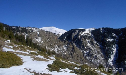 Планината през зимата