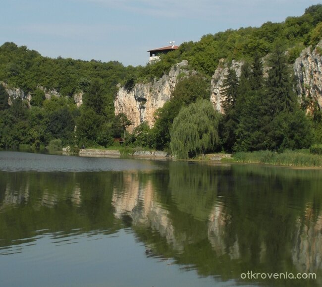 В парк 'Кайлъка' - отражение