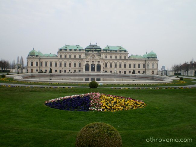 Двореца "Belvedere" в Германия