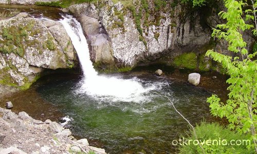 Водопад в Родопите