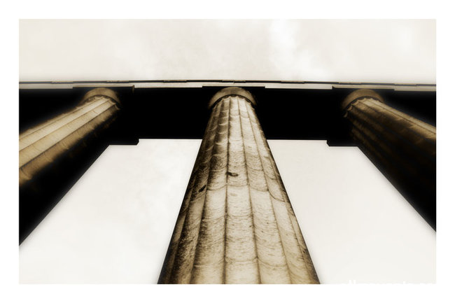 columns in Edinburgh