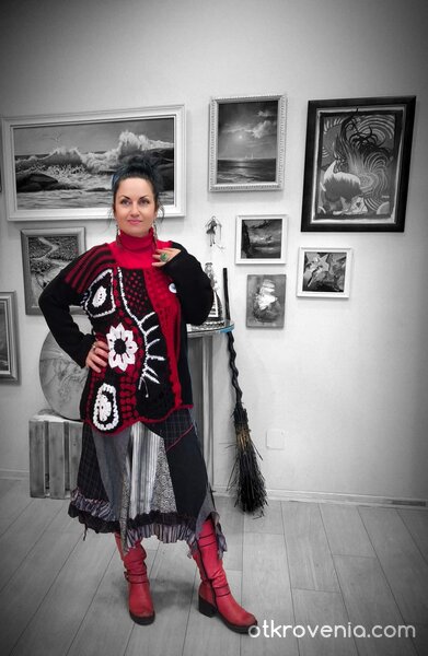 Черно, бяло и червено - неочаквано добра комбинация.