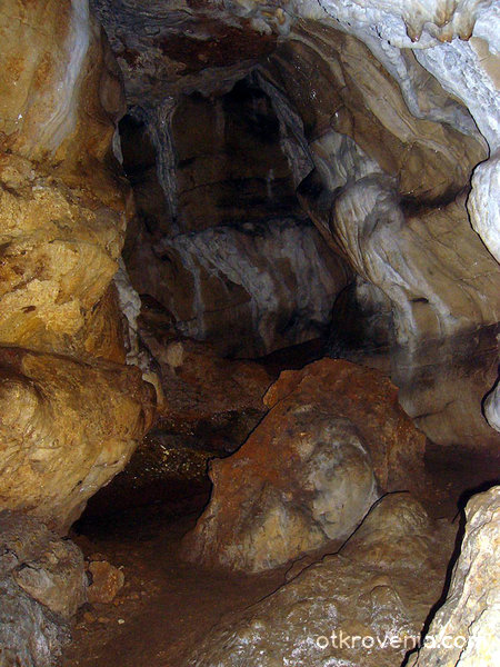 Пещера "Проходна"
