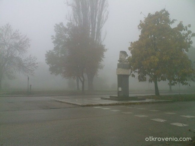 Мъглата прегръща града