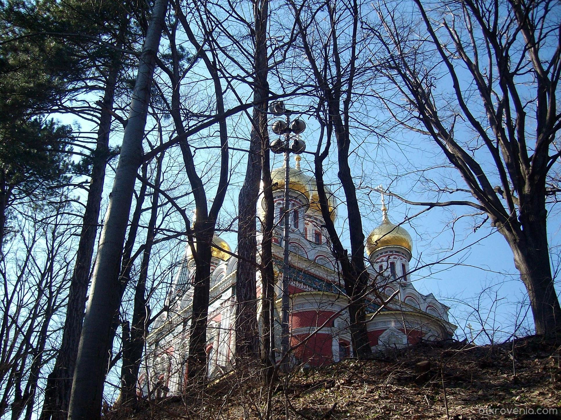 Храм-паметник „Рождество Христово“ - Шипка - фотография: Архитектура ...
